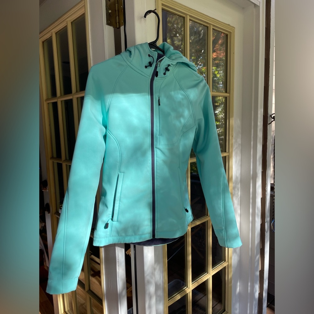 Kirkland softshell jacket
